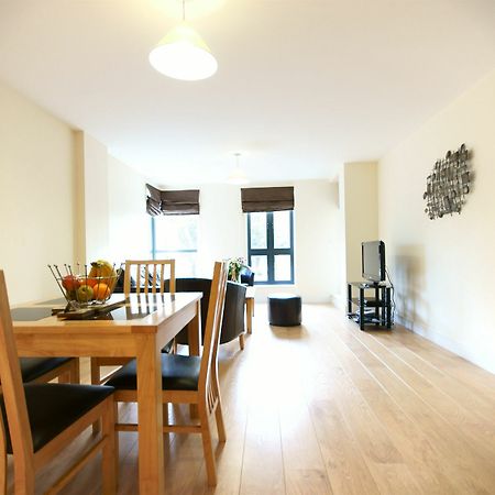 Lodge Drive Serviced Apartments Enfield Exterior foto